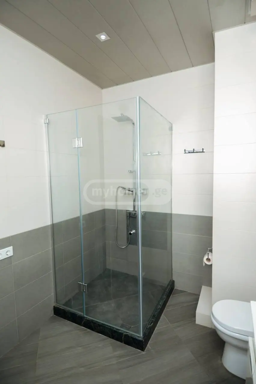 3 Room Apartment For Rent In Vake view 8