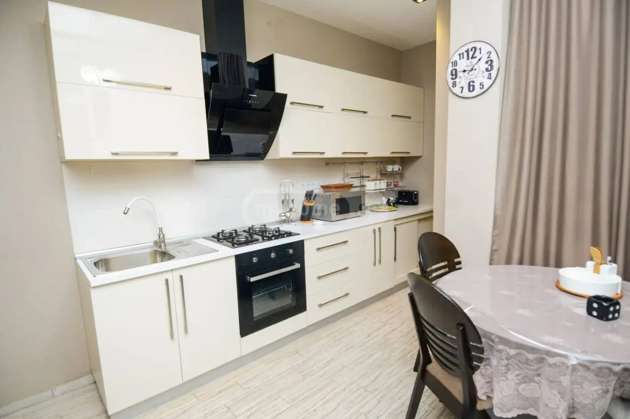 3 Room Apartment For Rent In Vake view 2