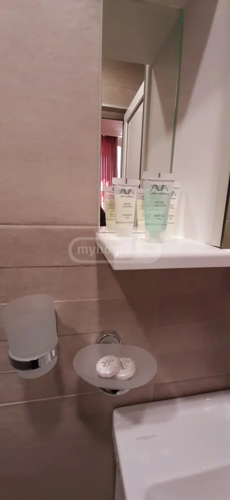 1 Room Hotel Daily Rent In Chugureti view 5