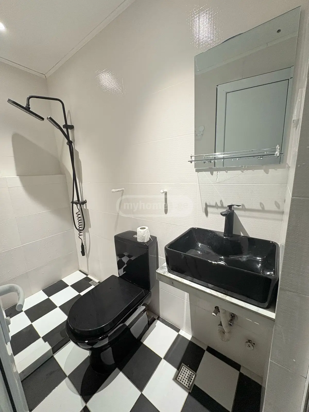 3 Room Private House For Rent In Oqrokana view 10