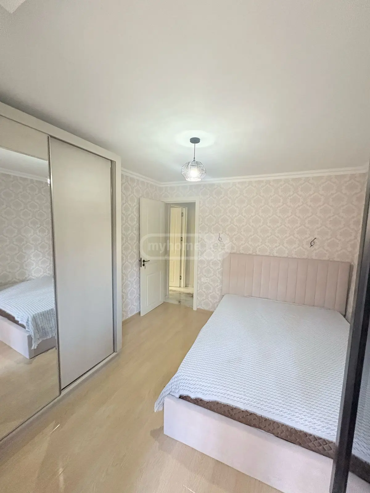 3 Room Private House For Rent In Oqrokana view 2