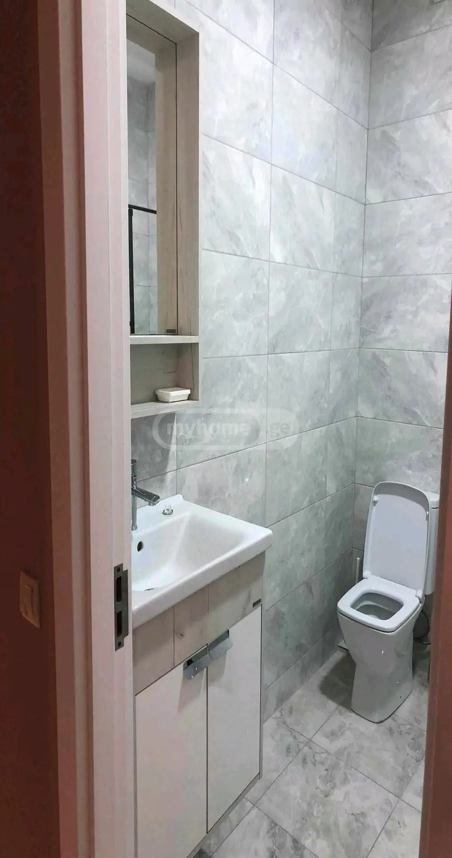 2 Room Apartment Daily Rent In Digomi view 4
