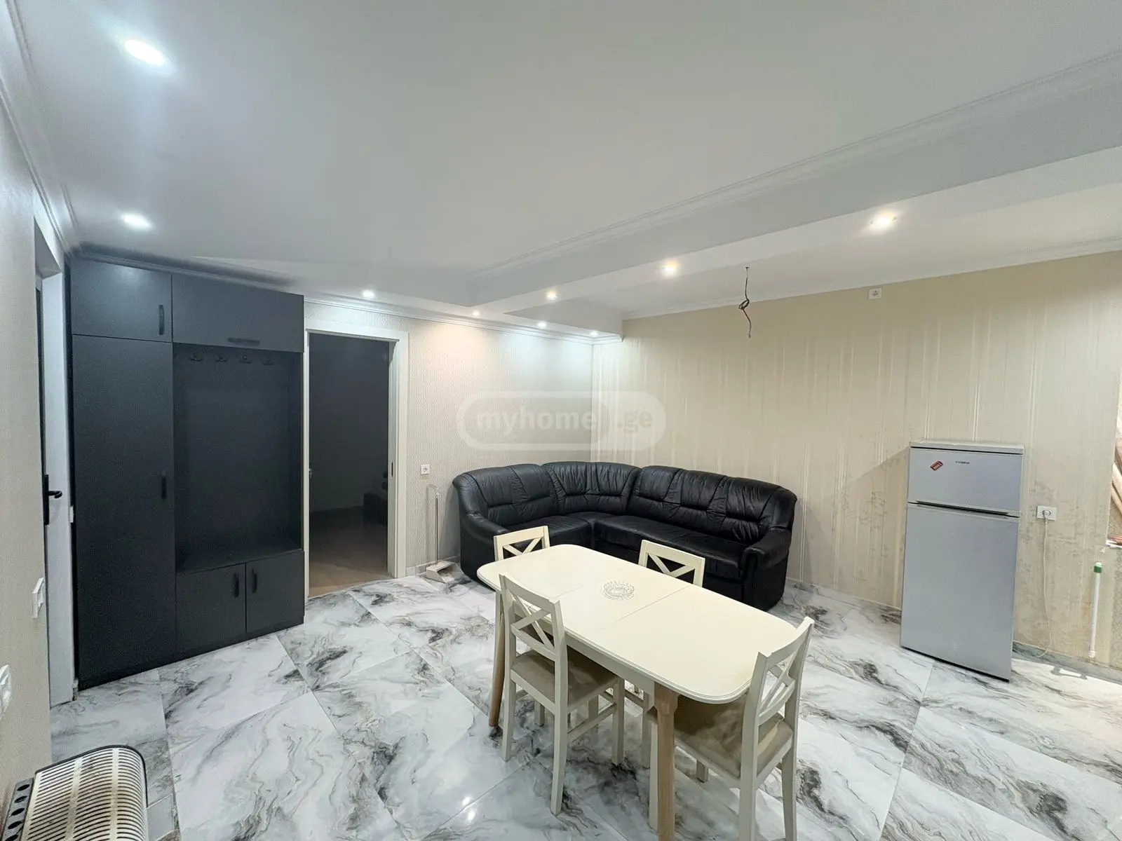 3 Room Private House For Rent In Oqrokana view 4