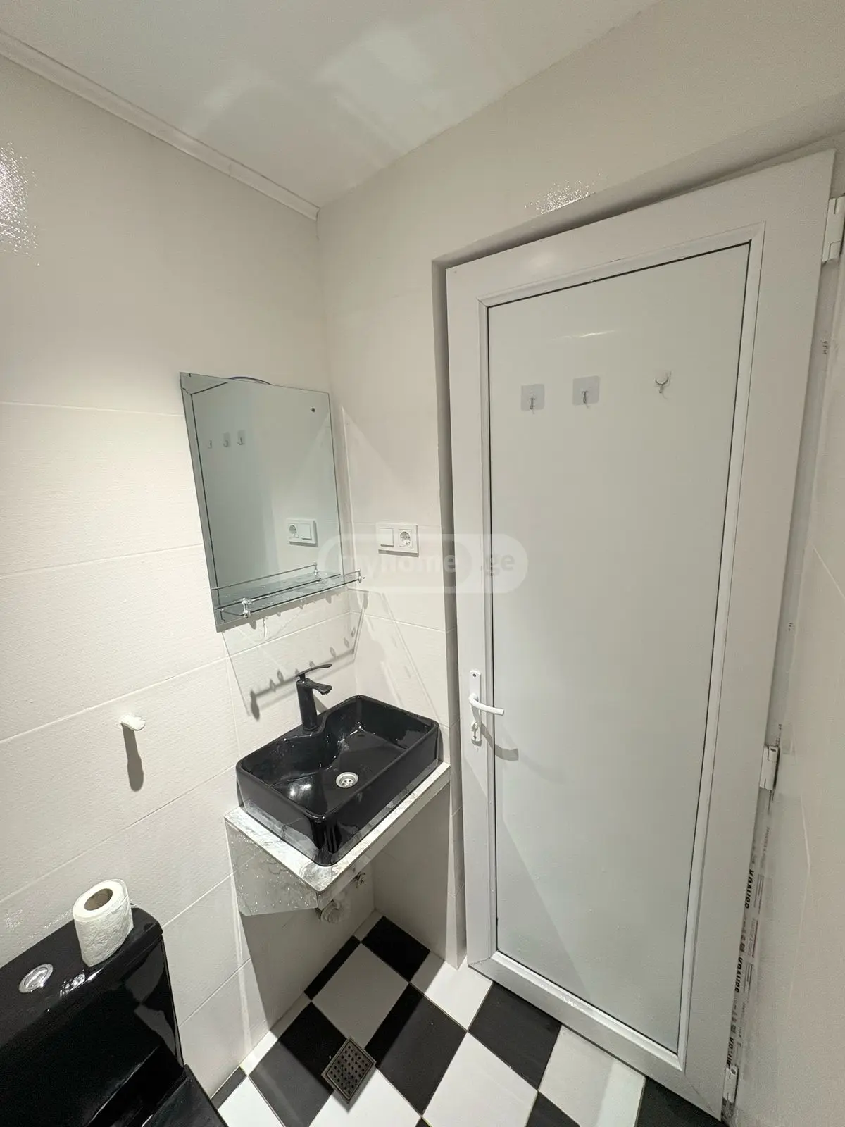 3 Room Private House For Rent In Oqrokana view 3
