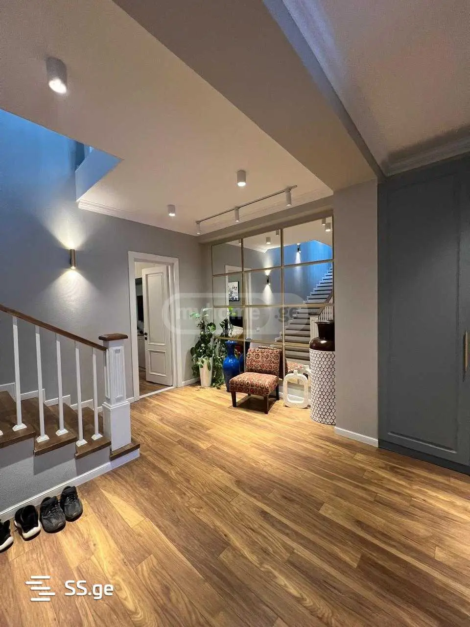 8 Room Private House For Rent In Tabakhmela view 6