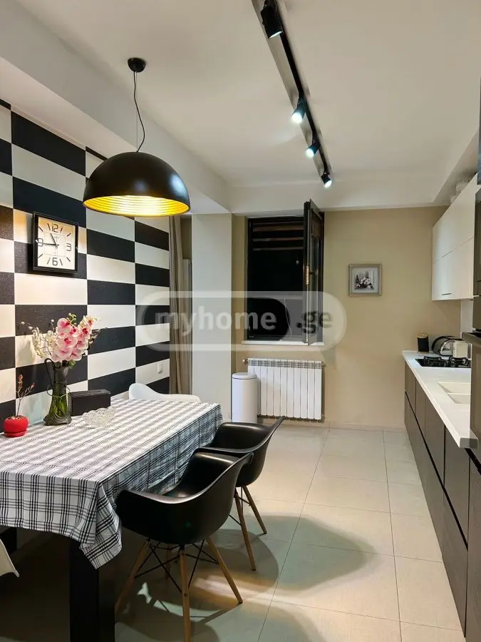 4 Room Private House For Rent In Avlabari view 2