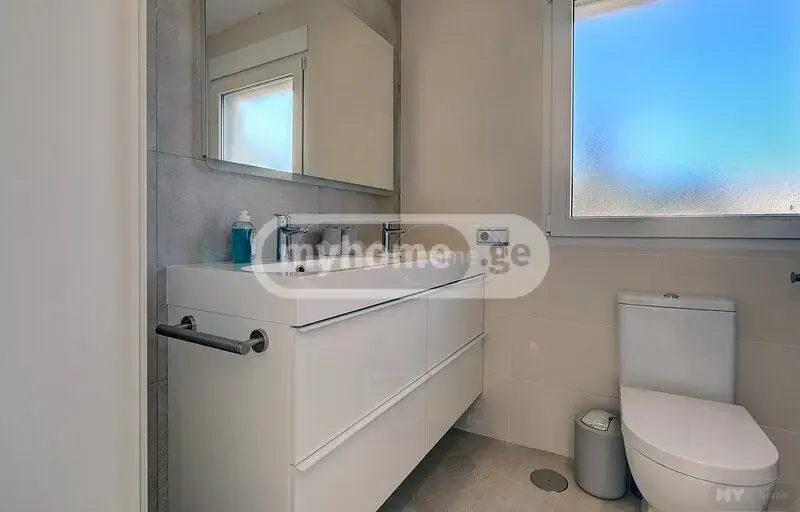 7 Room Private House For Rent In Avlabari view 6