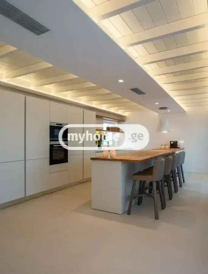 5 Room Private House For Rent In Avlabari view 1