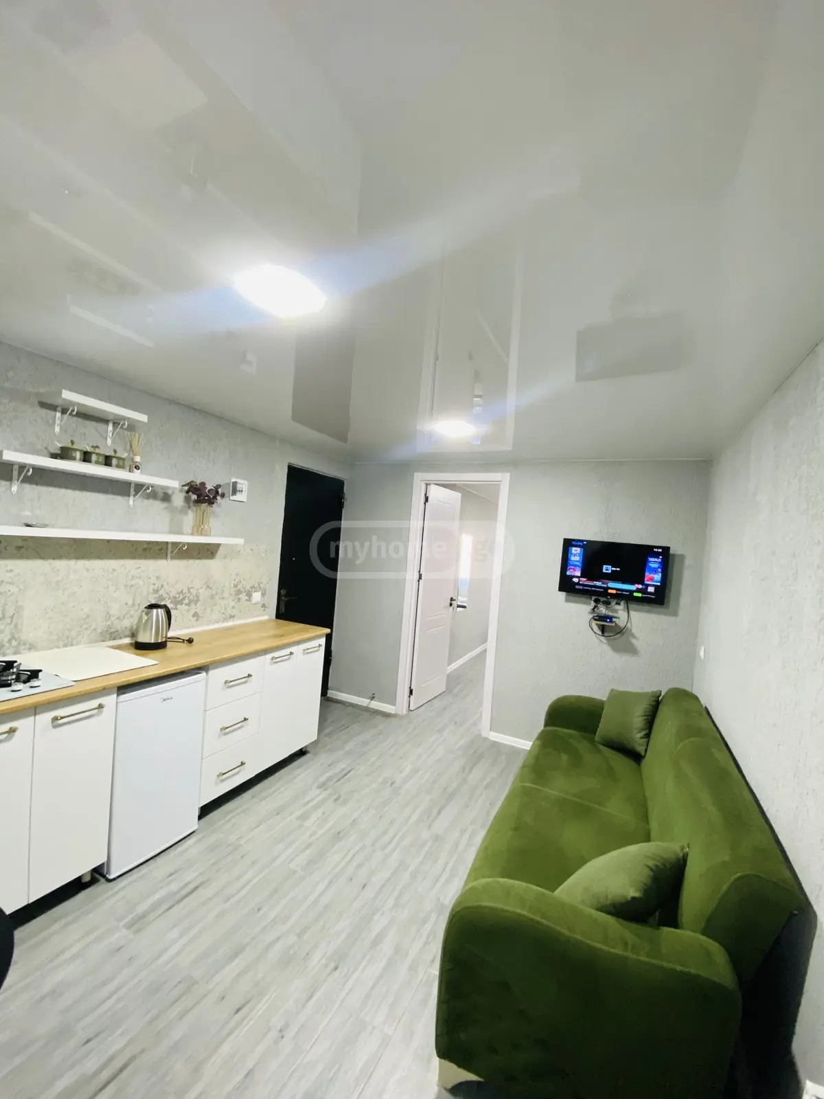 2 Room Flat Daily Rent. Kutaisi view 11