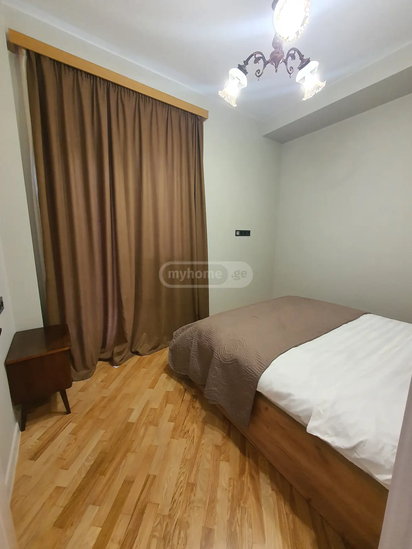 3 Room Apartment Daily Rent In Mtatsminda view 5