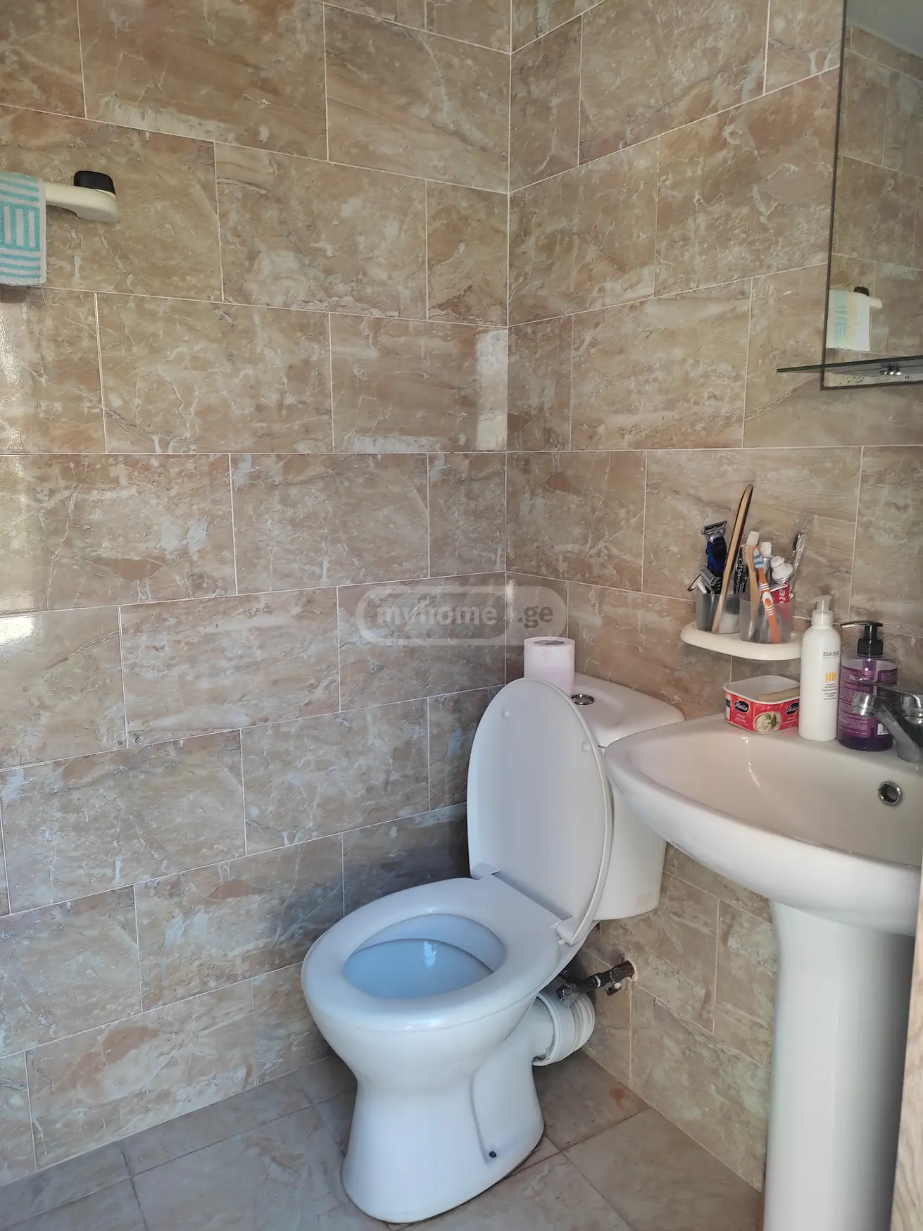 6 Room Private House For Sale view 9