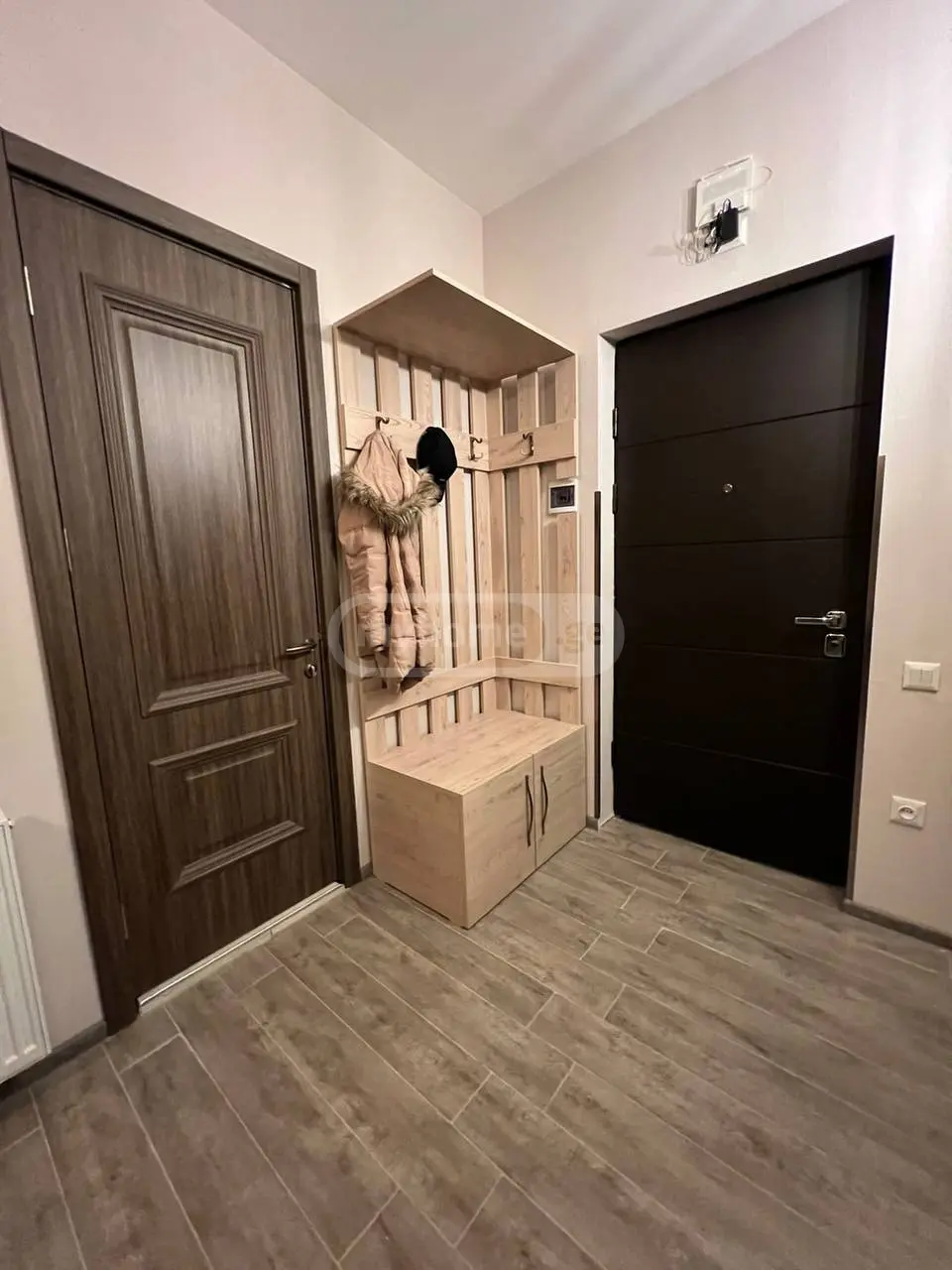 2 Room Apartment For Rent view 2