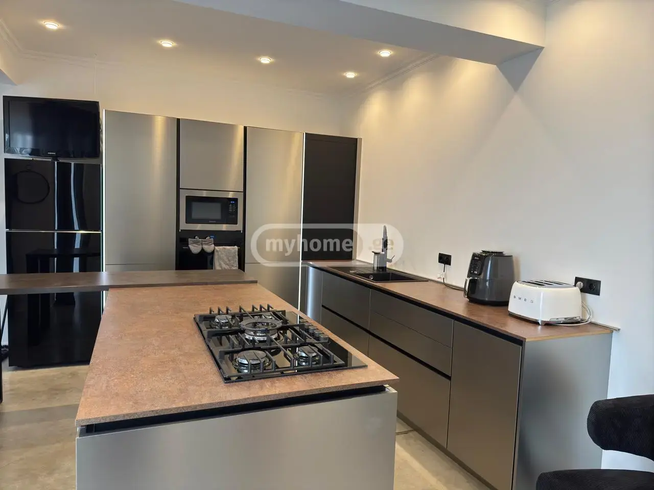 10+ Room Private House For Rent In Mtatsminda view 6
