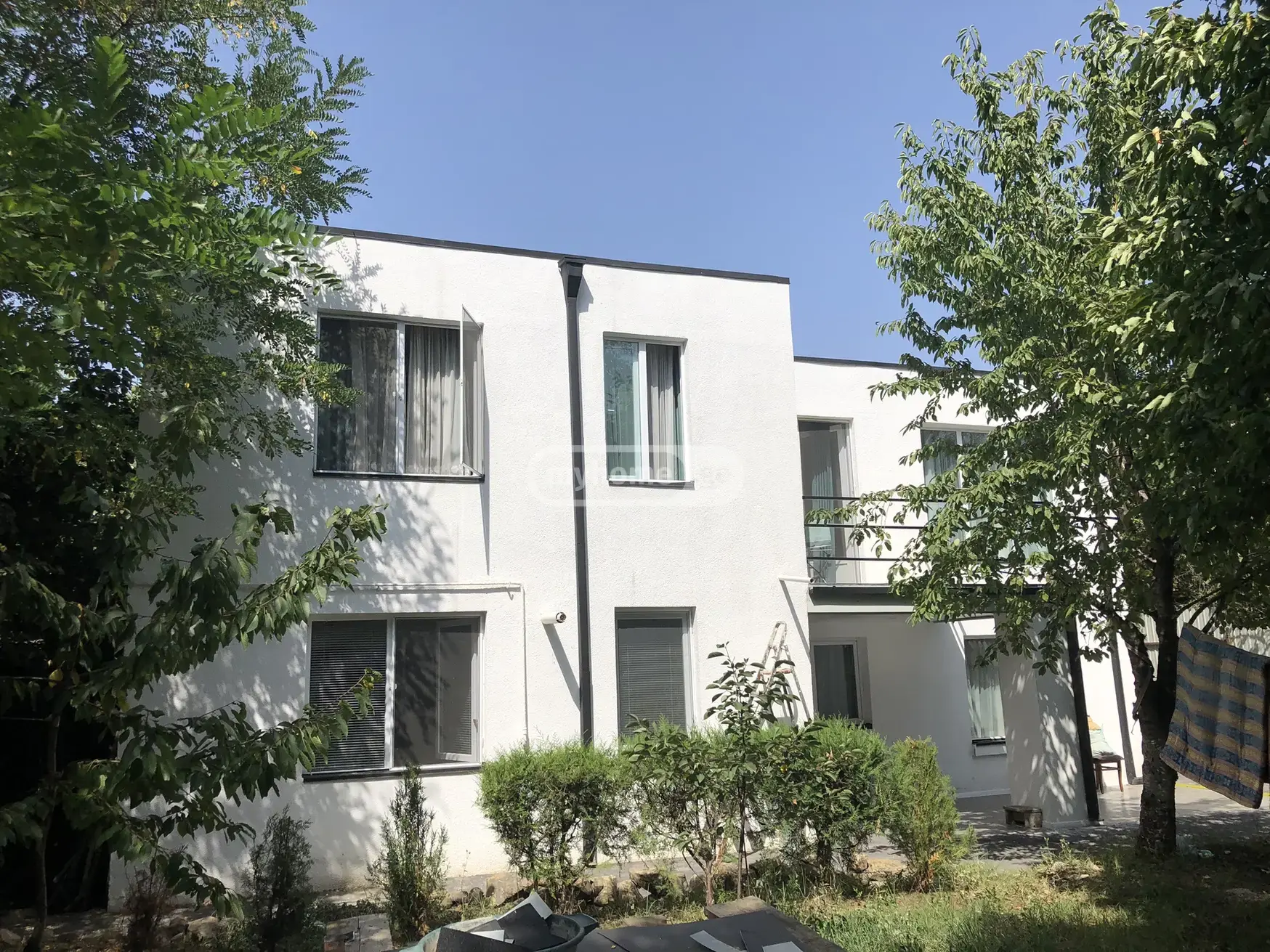 6 Room Country House For Rent In Oqrokana view 2