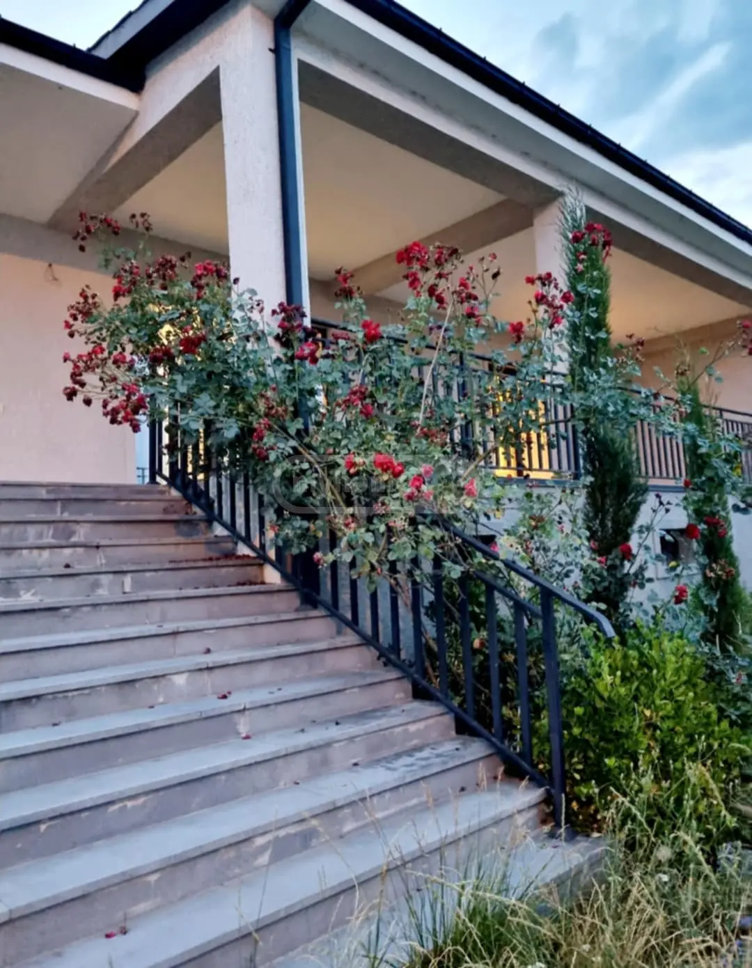 Продажа 5-комната Загородный дом view 2