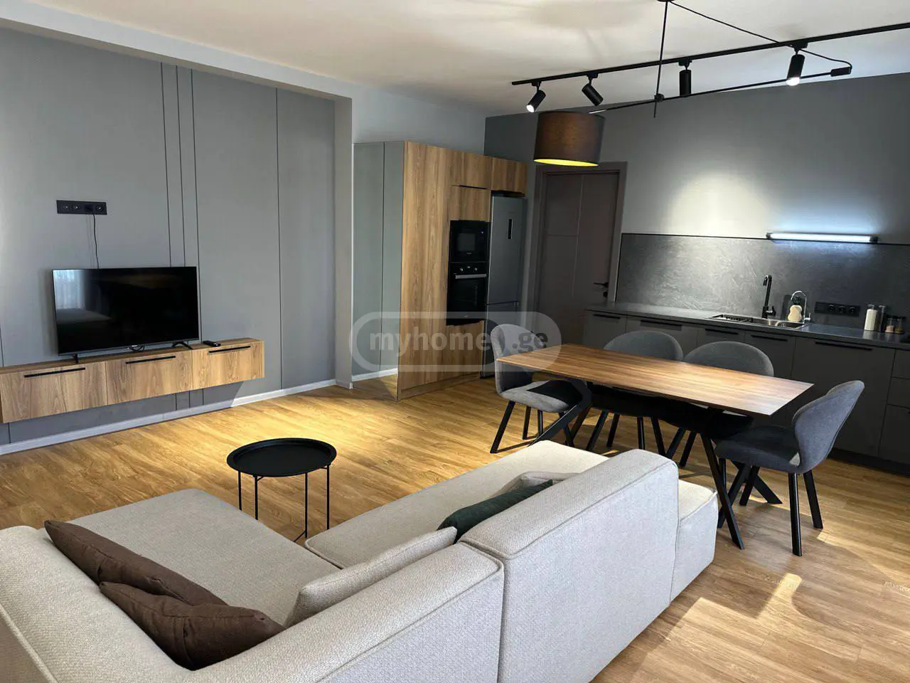 3 Room Apartment For Rent In Isani view 9