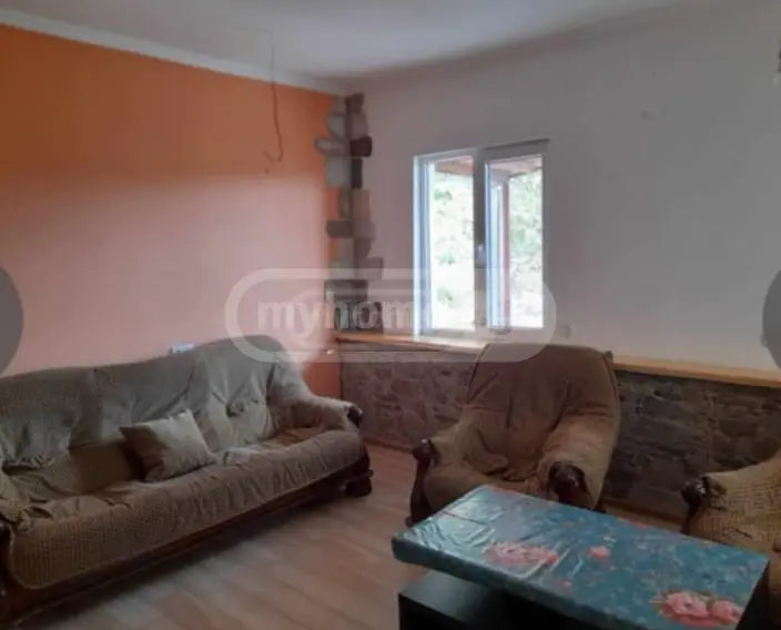 3 Room Private House For Sale view 12