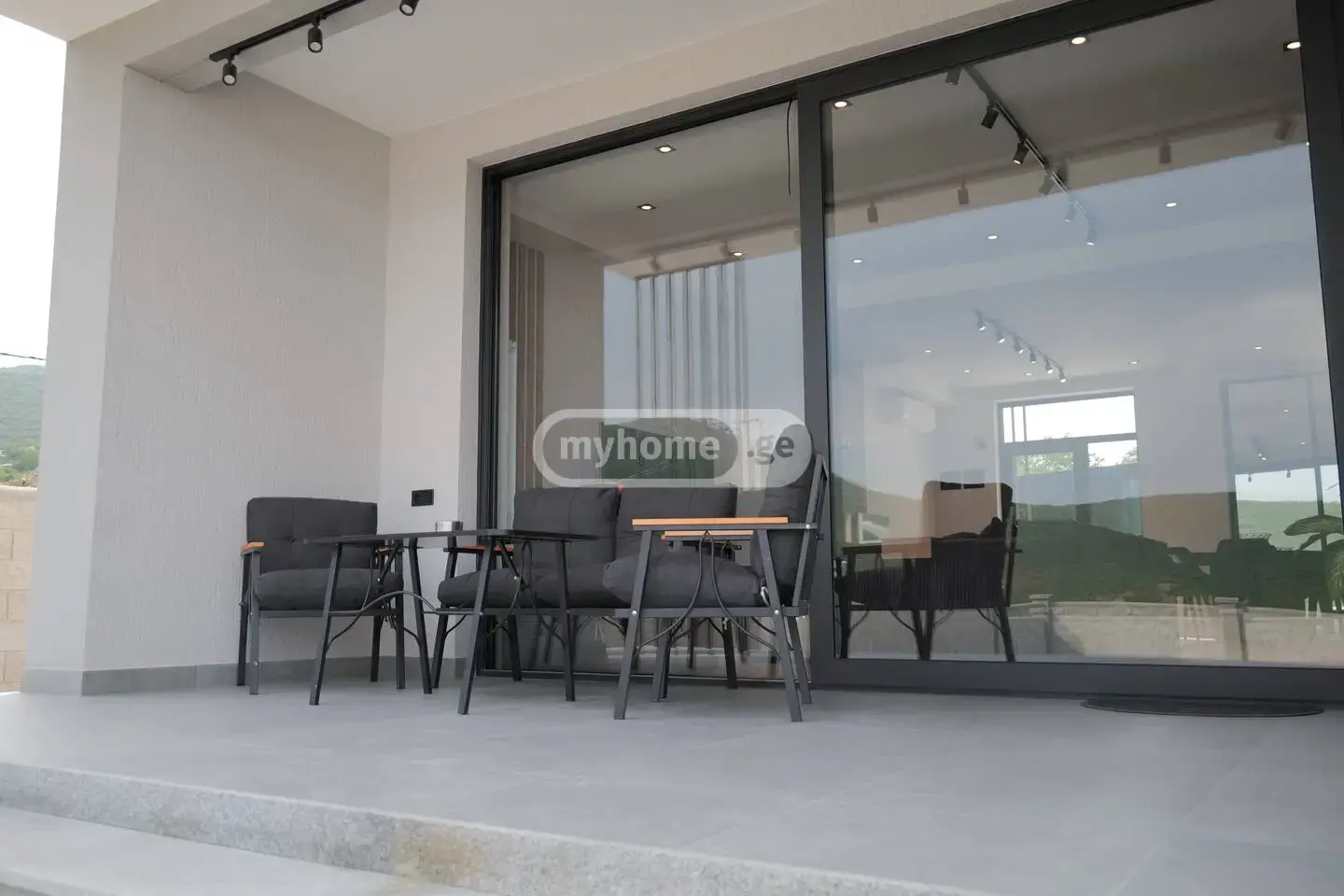 7 Room Country House For Rent In Saguramo, In Mtskheta Municipality view 5