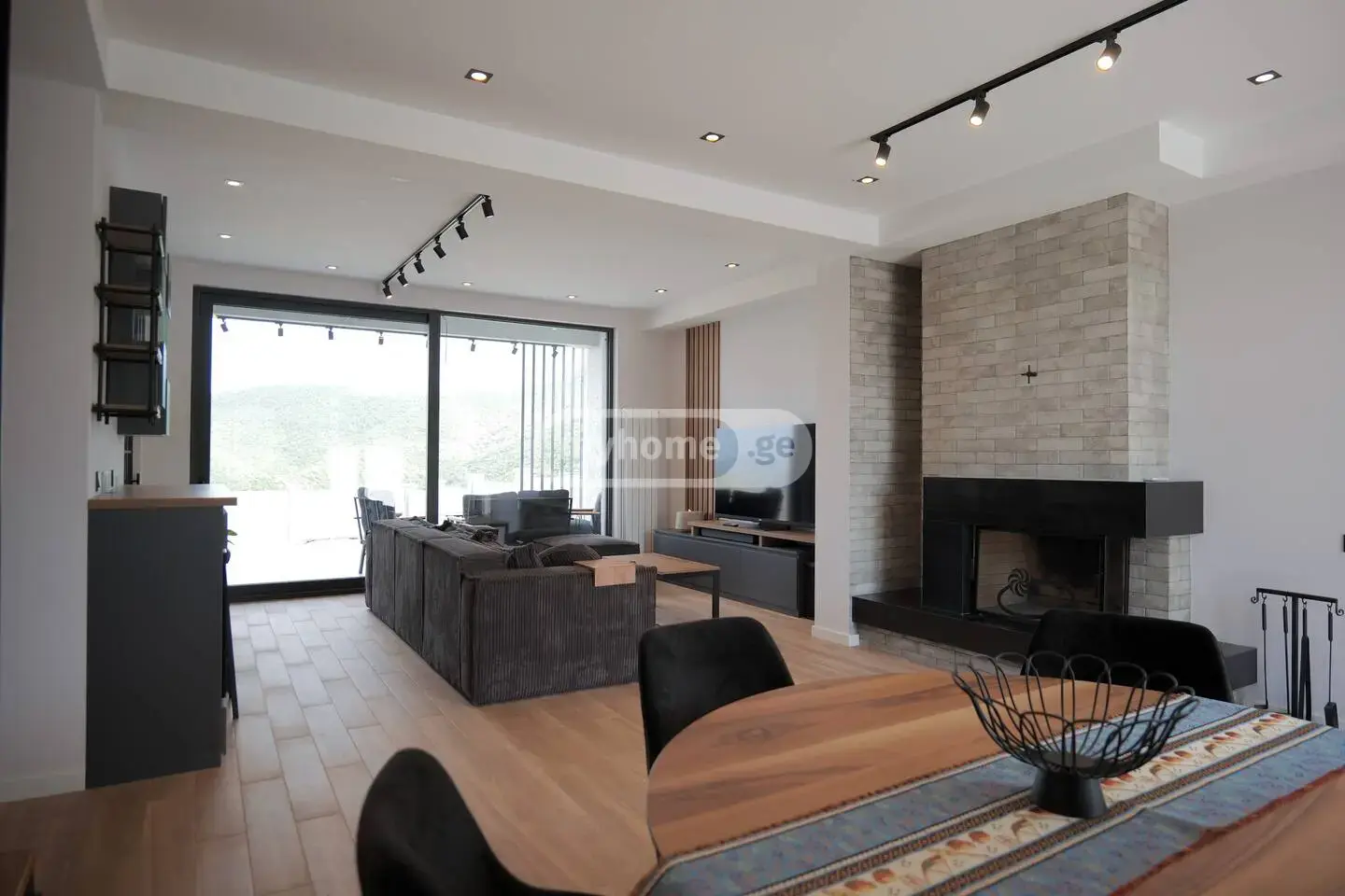 7 Room Country House For Rent In Saguramo, In Mtskheta Municipality view 10
