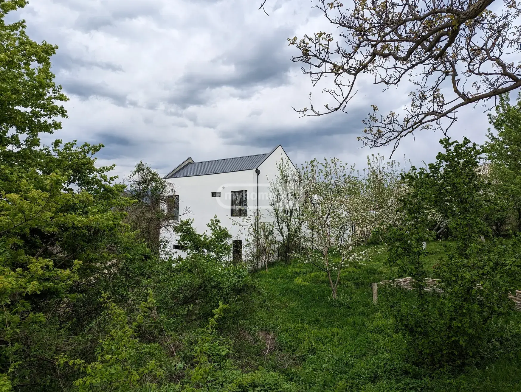 8 Room Country House For Rent In Saguramo, In Mtskheta Municipality view 12
