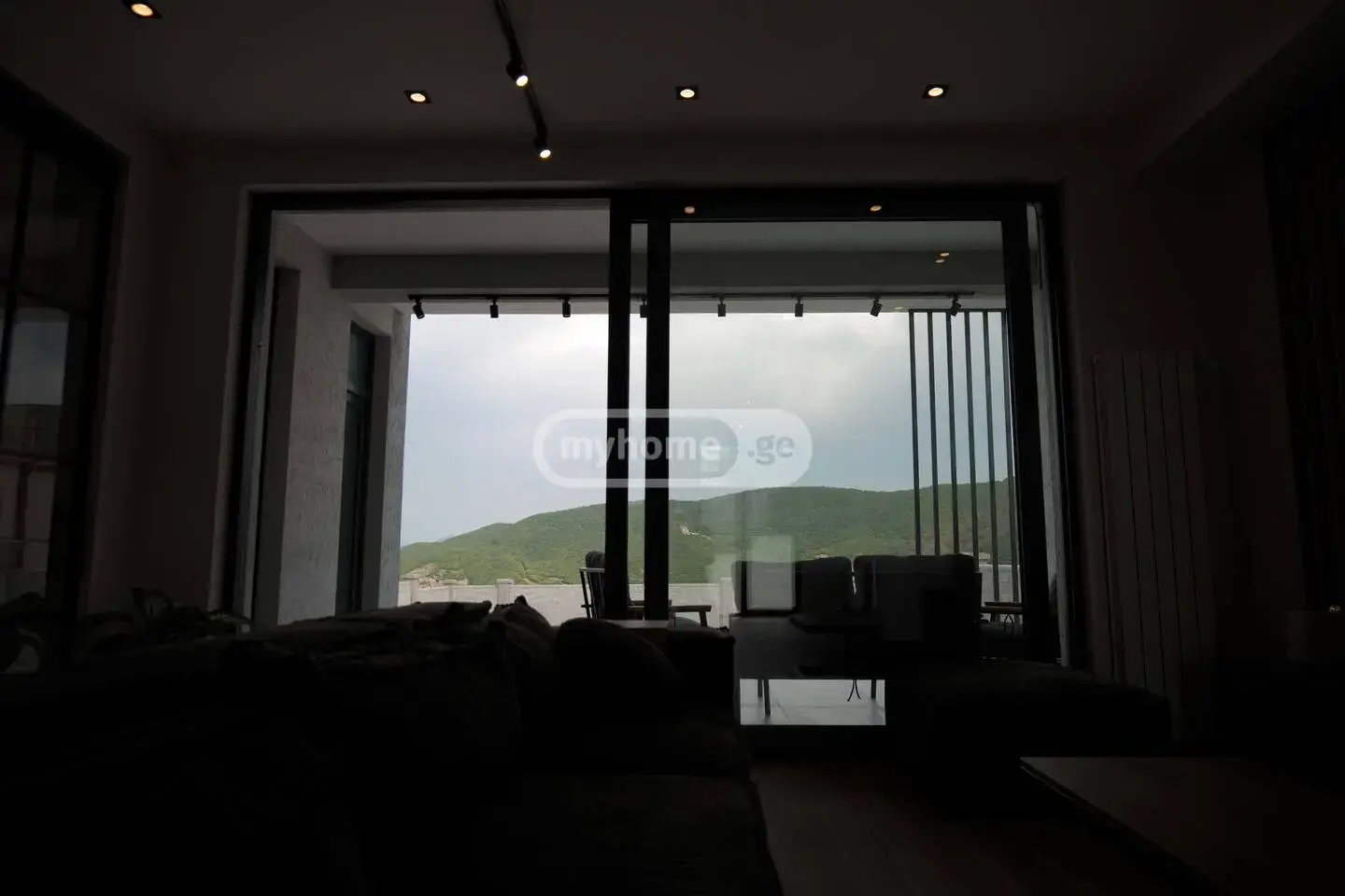 7 Room Country House For Rent In Saguramo, In Mtskheta Municipality view 4