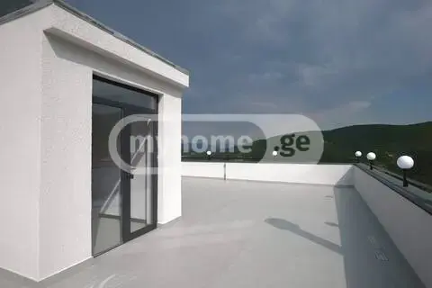 7 Room Country House For Rent In Saguramo, In Mtskheta Municipality view 3