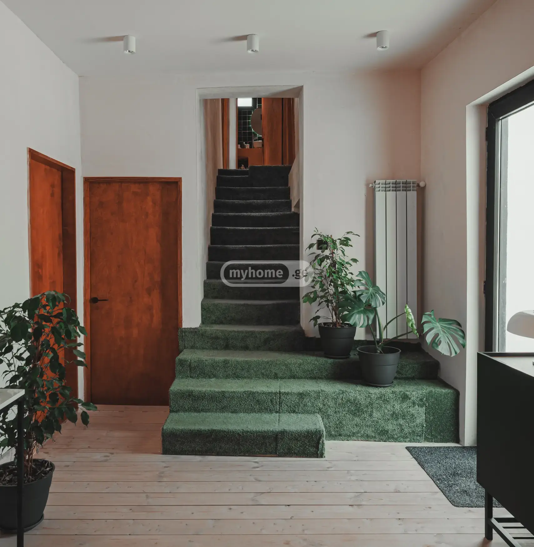 8 Room Country House For Rent In Saguramo, In Mtskheta Municipality view 11