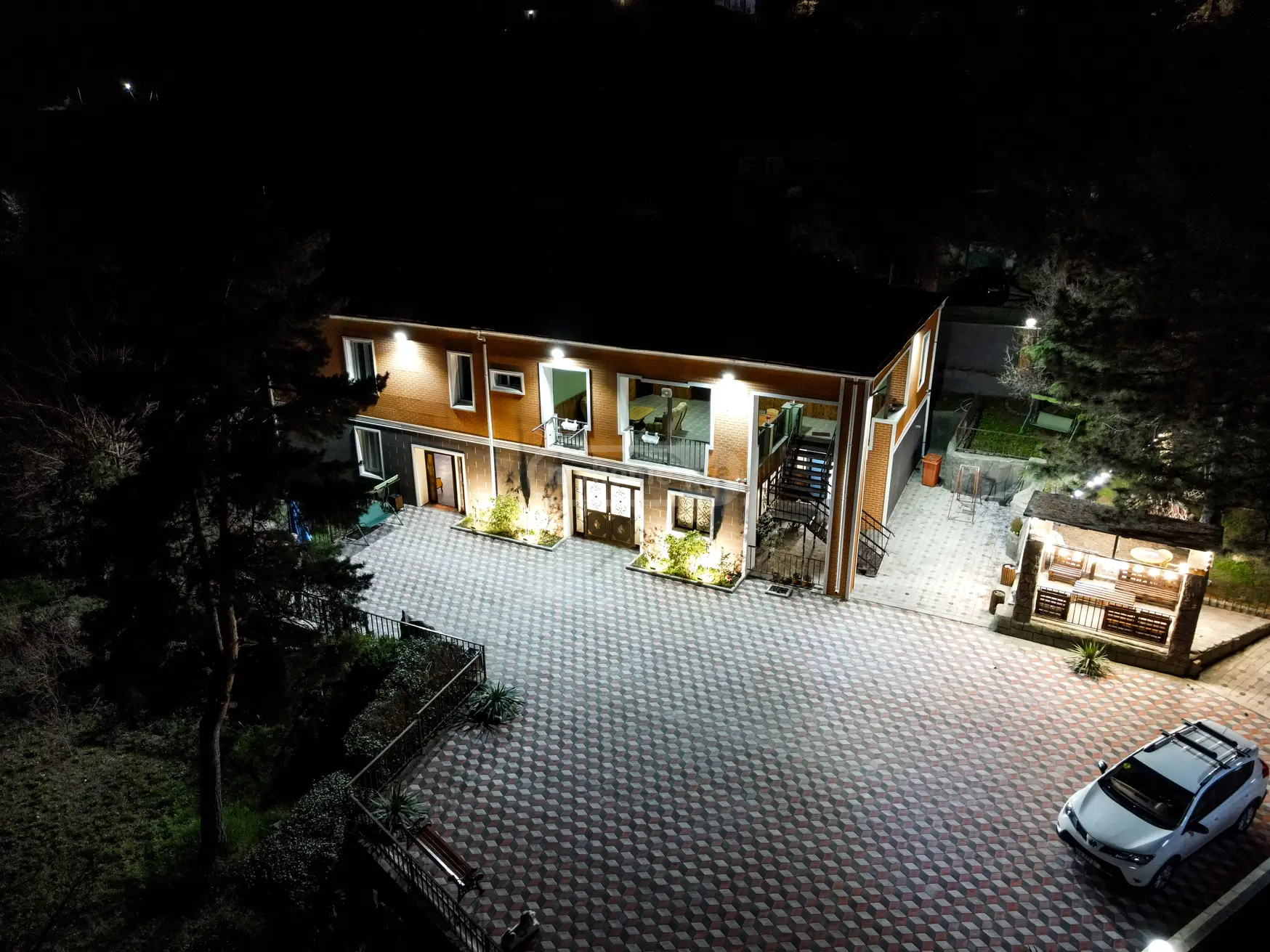 8 Room Country House Daily Rent In Ortachala view 1