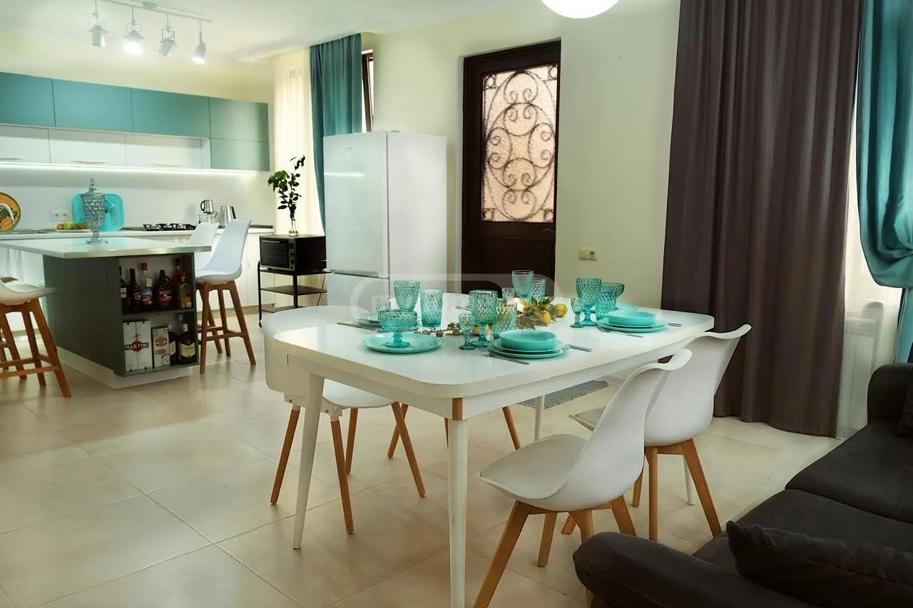 5 Room Private House For Sale view 7