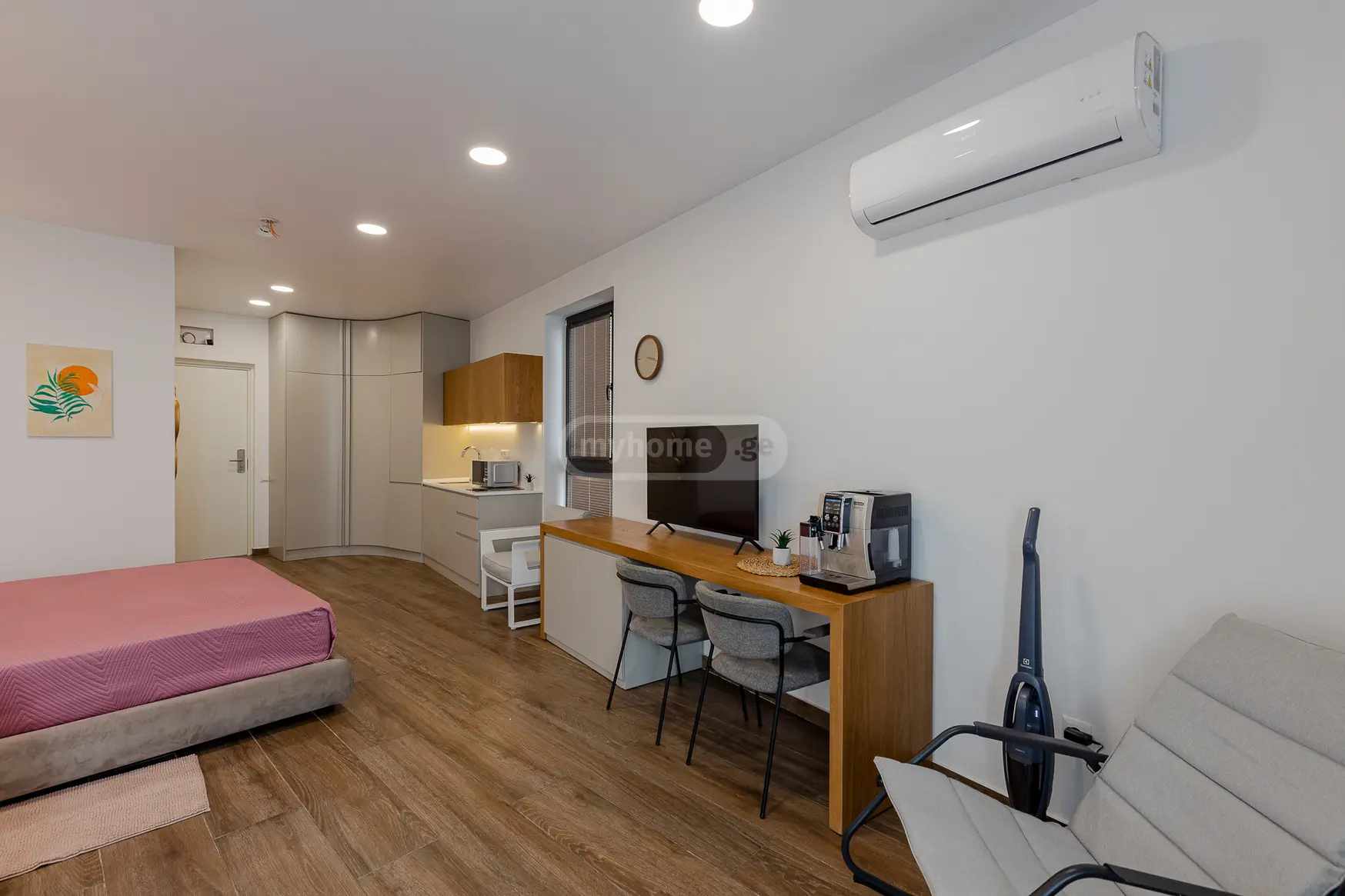 1 Room Apartment Daily Rent In Tsikhisdziri, In Kobuleti Municipality view 10