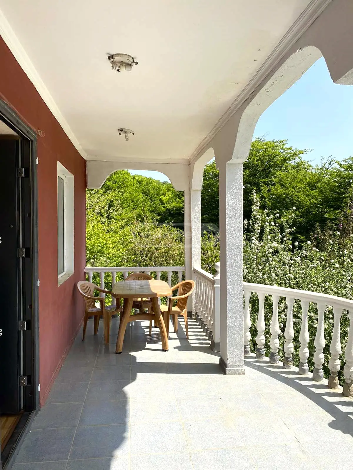 6 Room Country House For Sale view 2