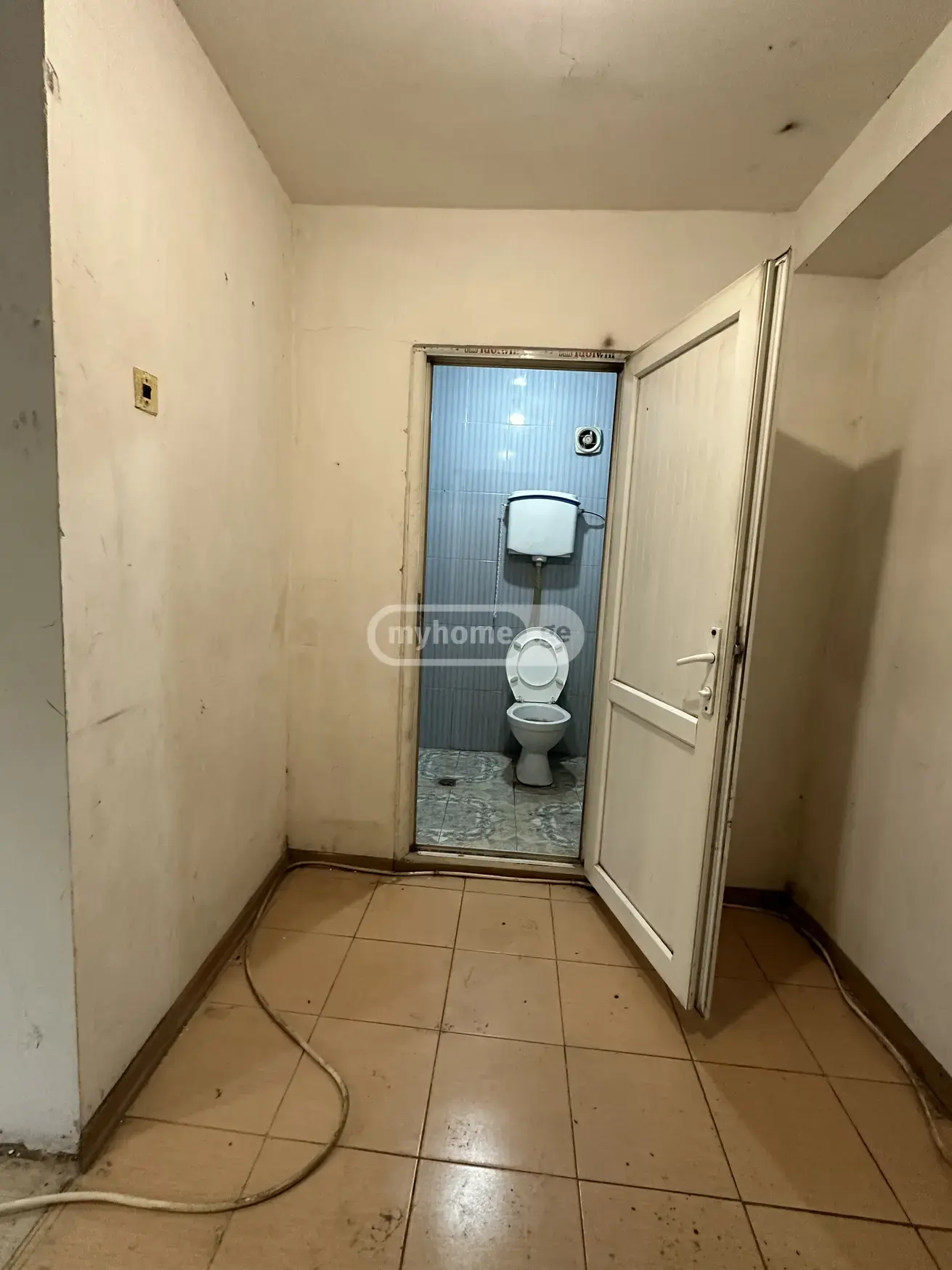 Universal Commercial Area For Rent Chavchavadze, In Qutaisi view 8
