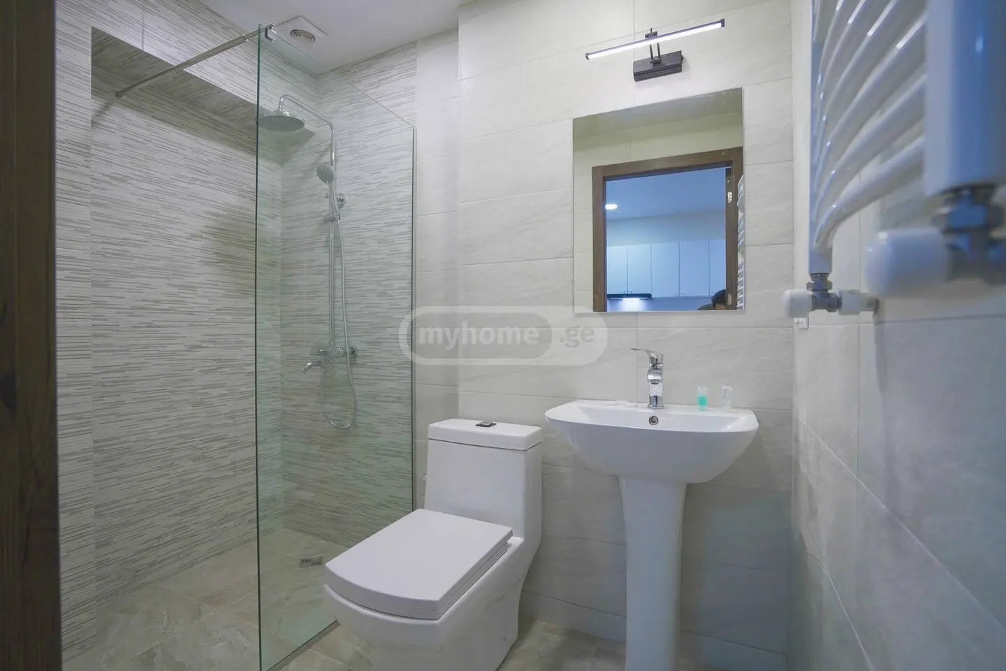 1 Room Hotel Daily Rent In Bakuriani view 8