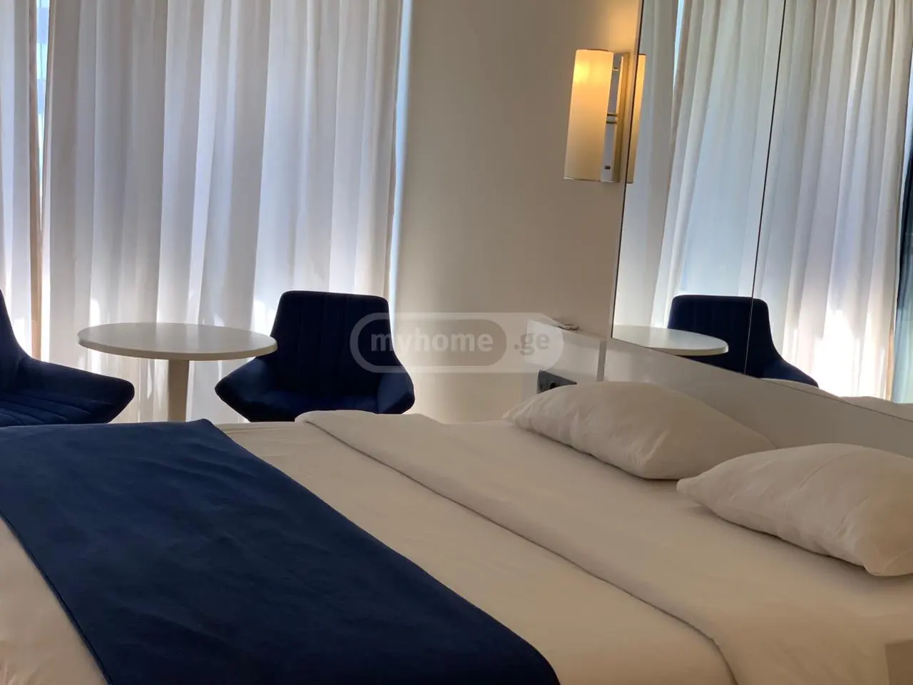 1 Room Hotel Daily Rent In Batumi view 10