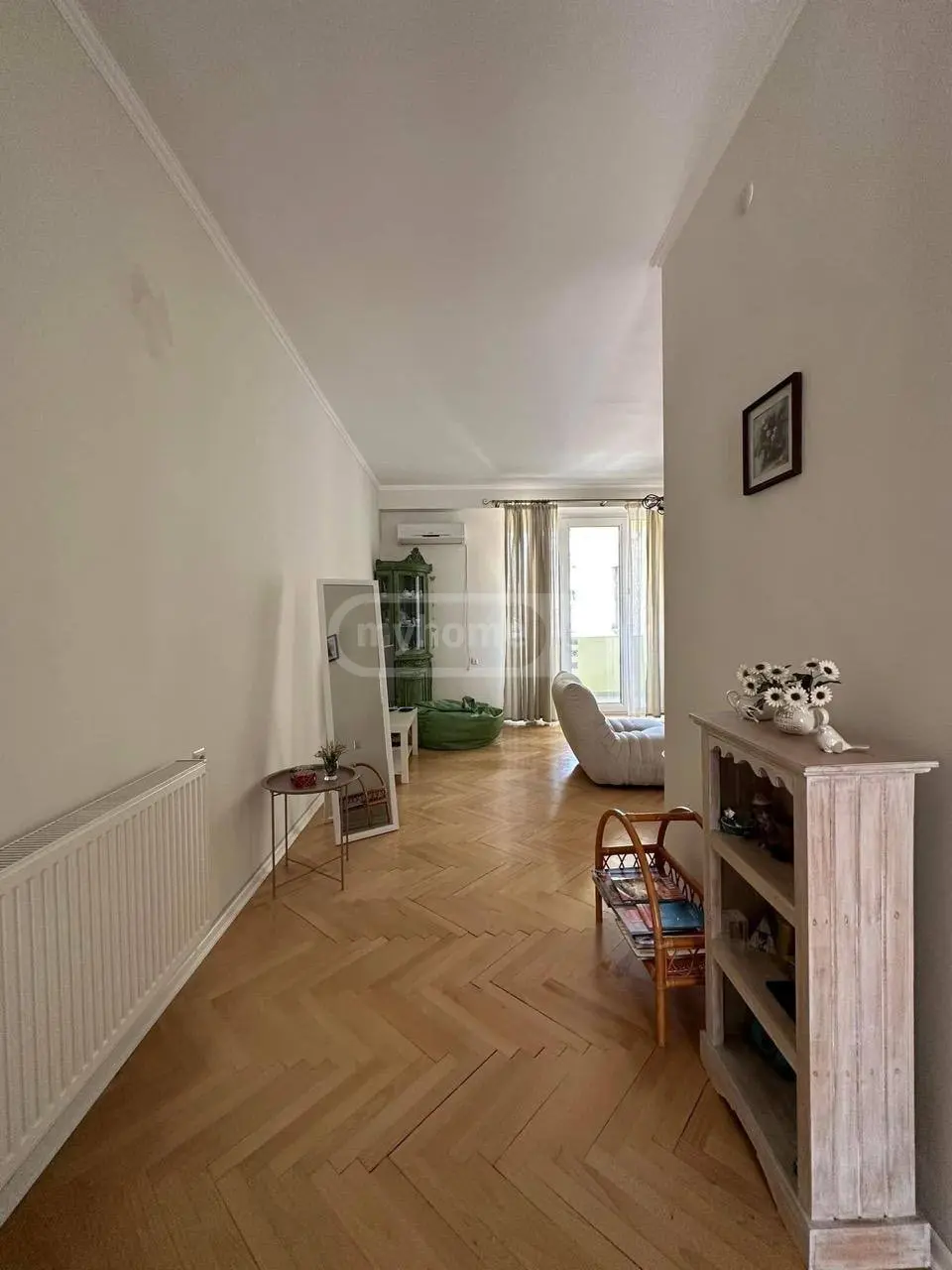 2 Room Apartment For Rent In Mtatsminda view 7