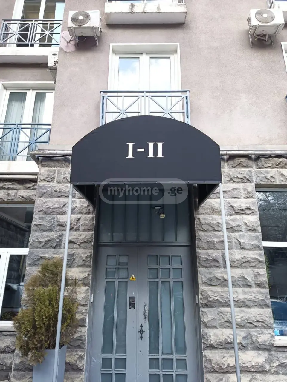 4 Room Apartment For Rent In Vake view 12