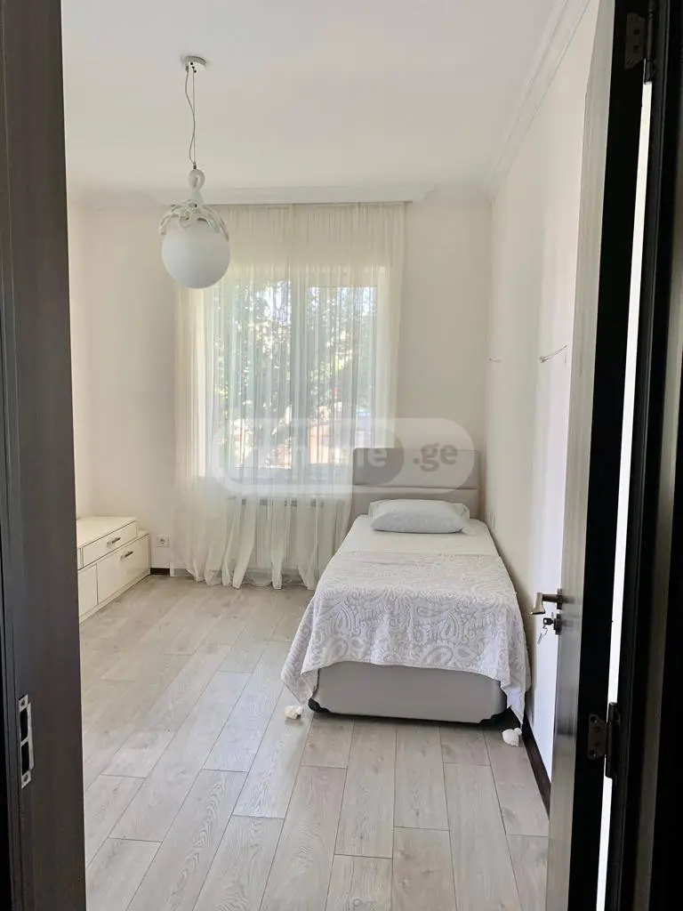 4 Room Apartment For Rent In Vake view 6