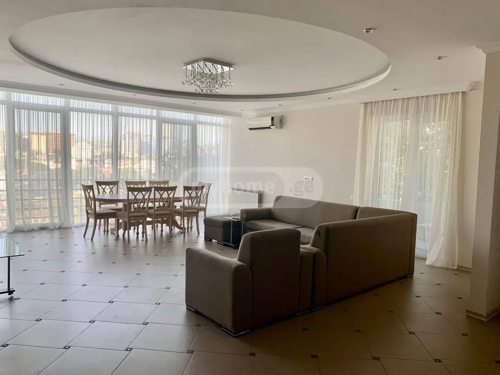 4 Room Apartment For Rent In Vake view 1