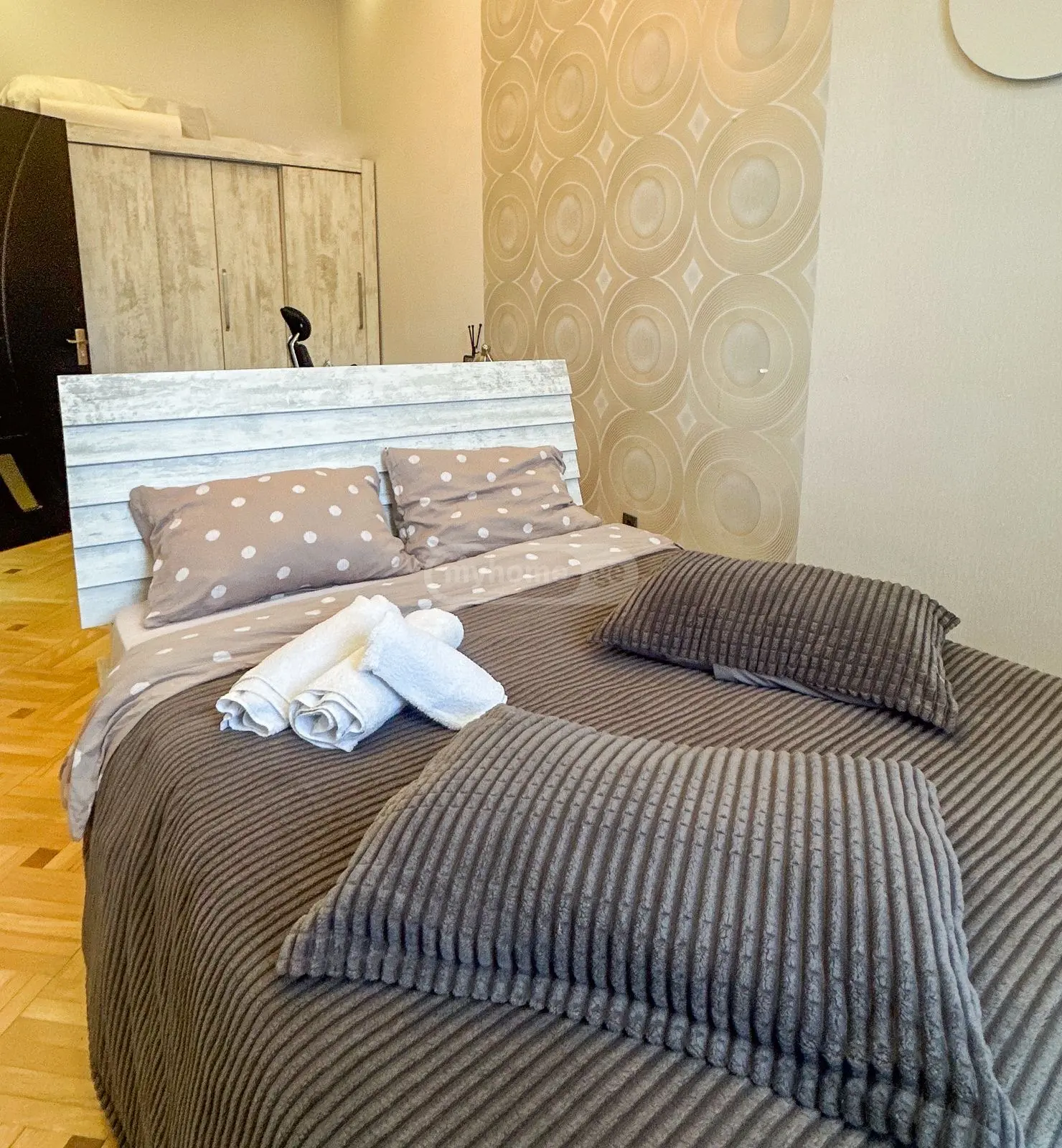 2 Room Apartment Daily Rent In Sololaki view 9
