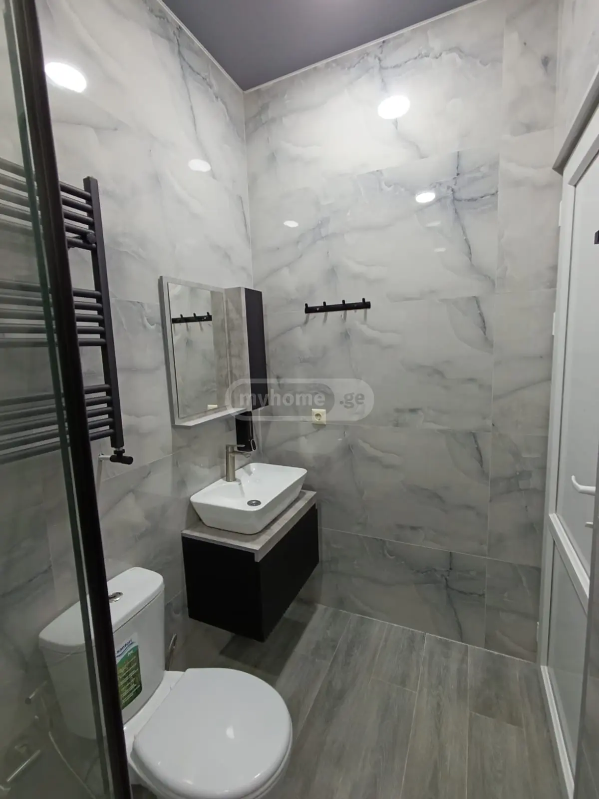 3 Room Apartment Daily Rent Javakhishvilis Ubani, In Batumi view 6