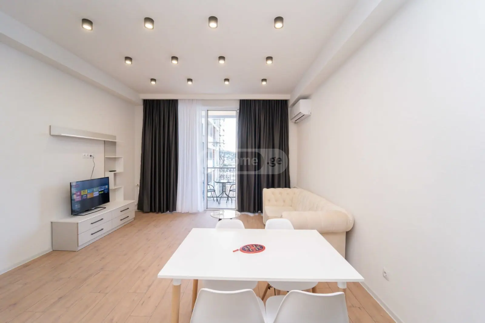 2 Room Apartment Daily Rent In Saburtalo view 5