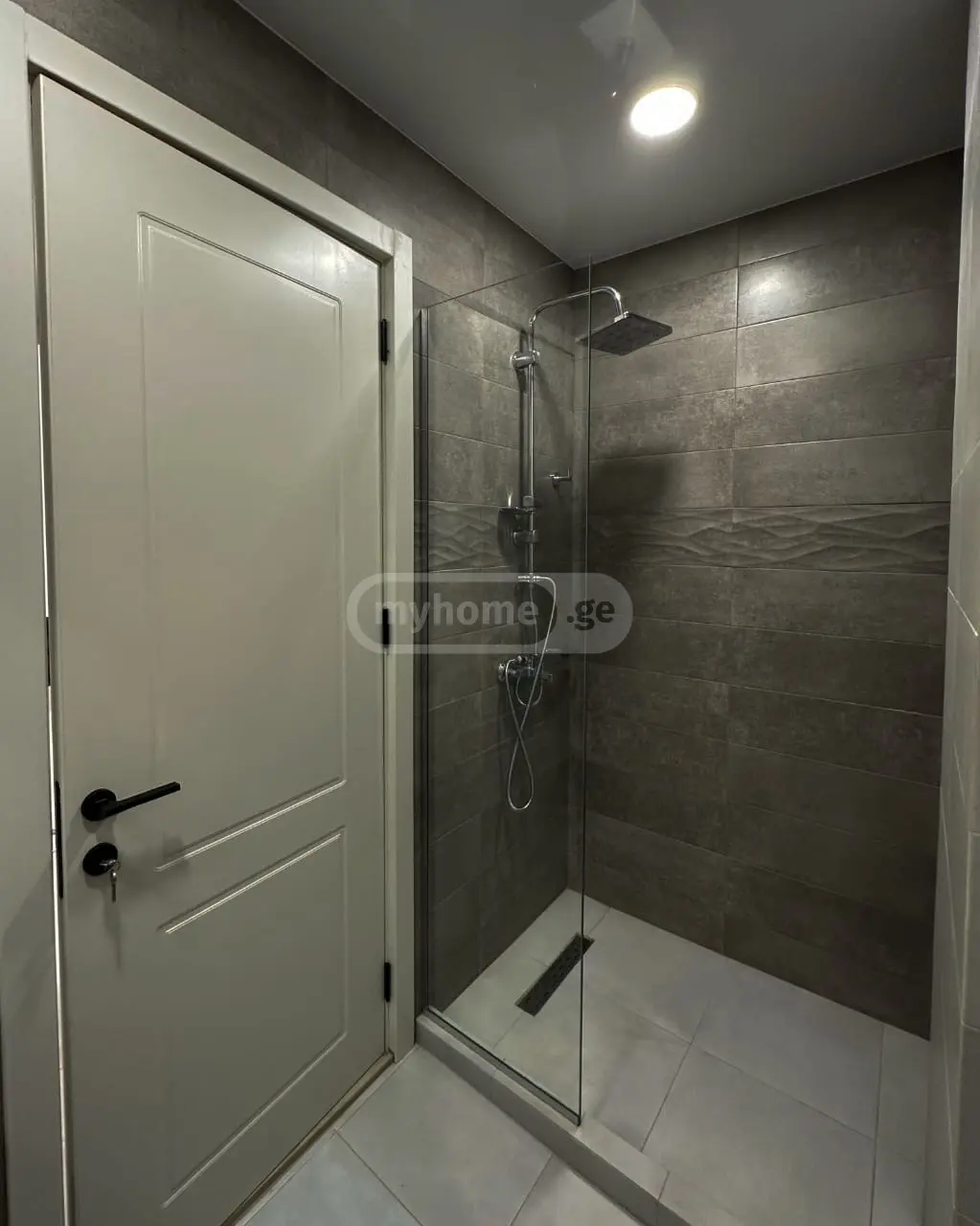 2 Room Apartment Daily Rent In Avlabari view 3