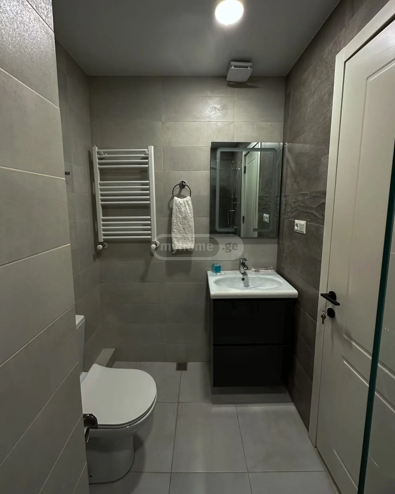 2 Room Apartment Daily Rent In Avlabari view 8
