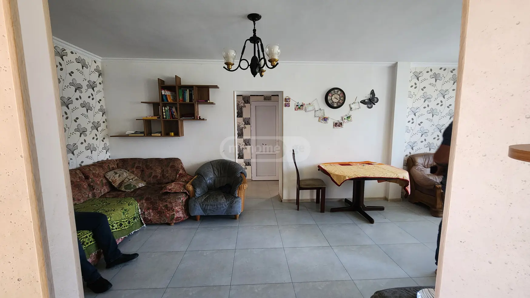 5 Room Apartment For Sale view 1