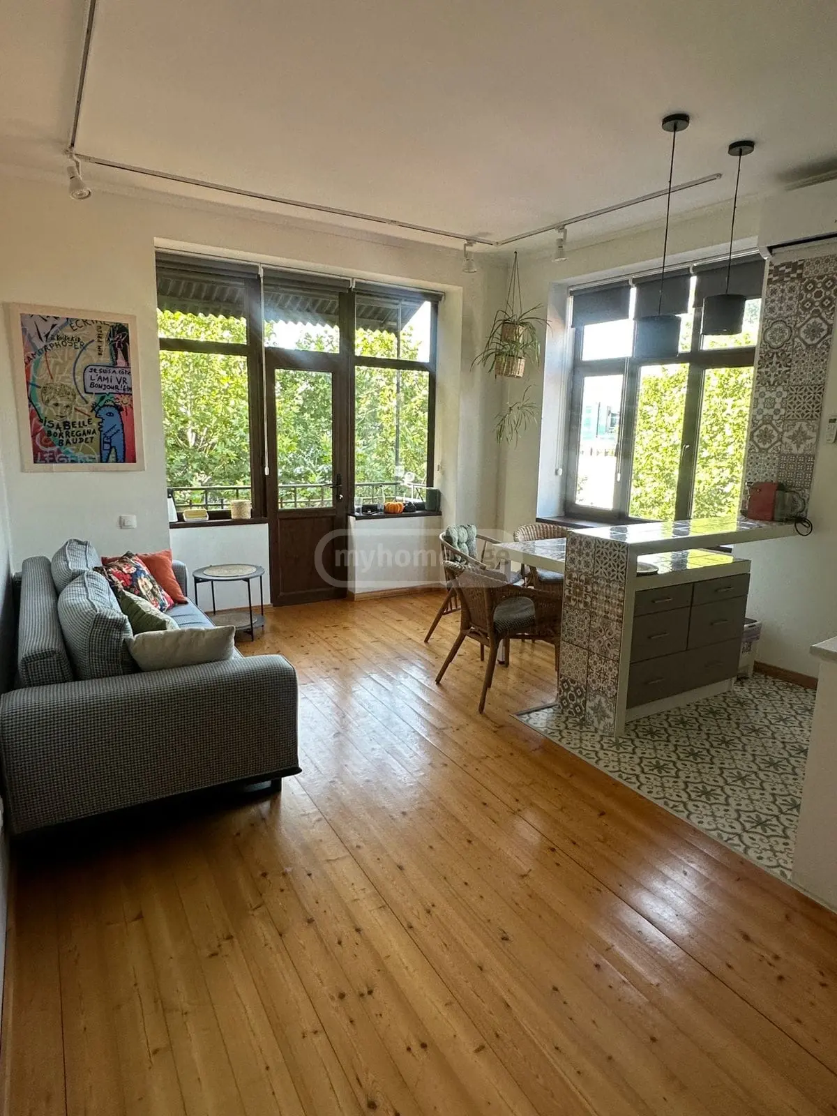 2 Room Apartment Daily Rent In Sololaki view 6