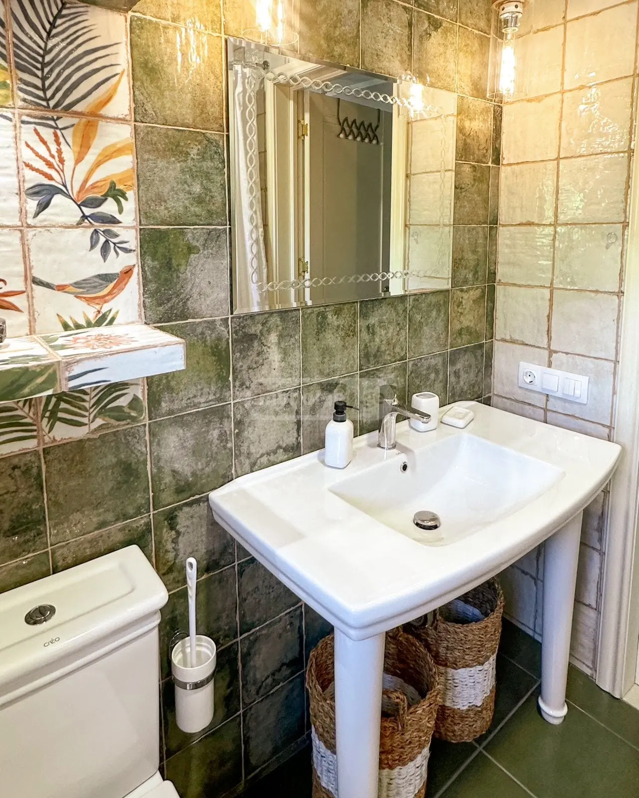 2 Room Apartment Daily Rent In Sololaki view 11