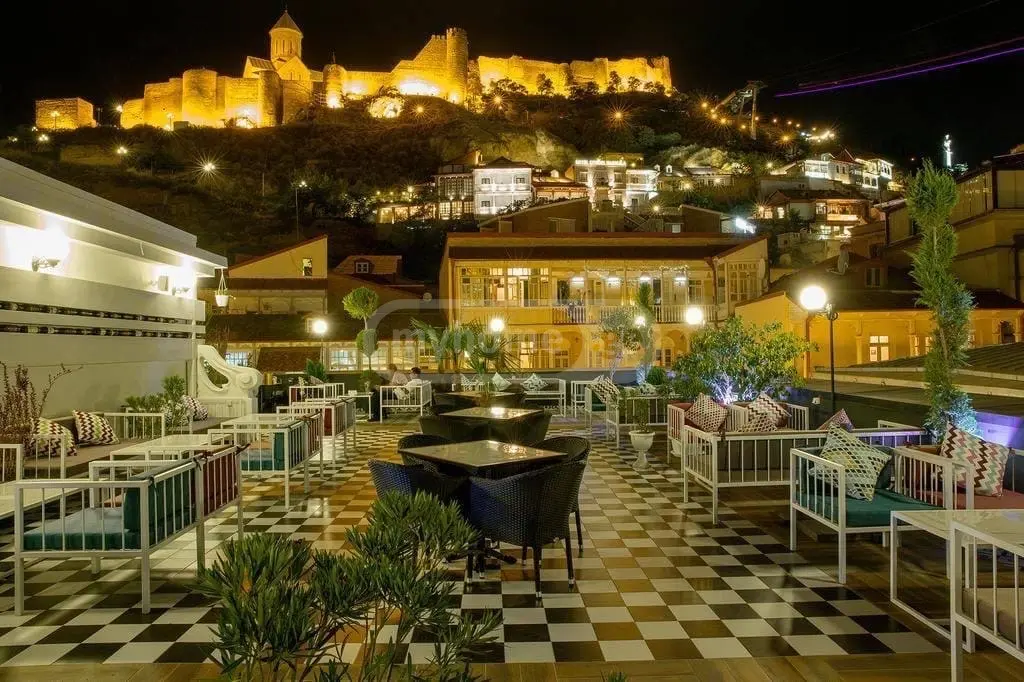 10+ Room Hotel For Rent In Ortachala view 6
