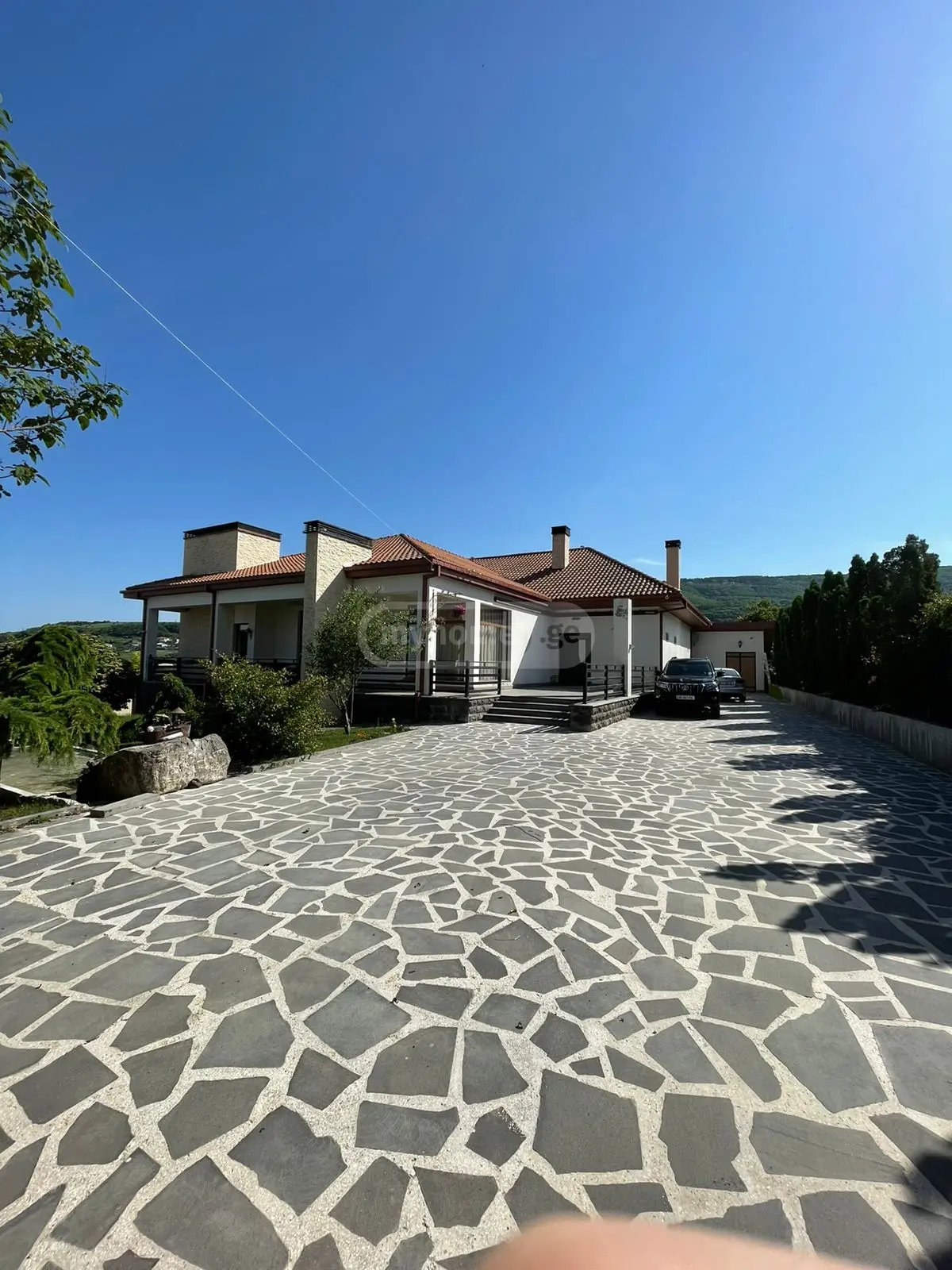 10+ Room Private House For Rent In Tsavkisi view 9