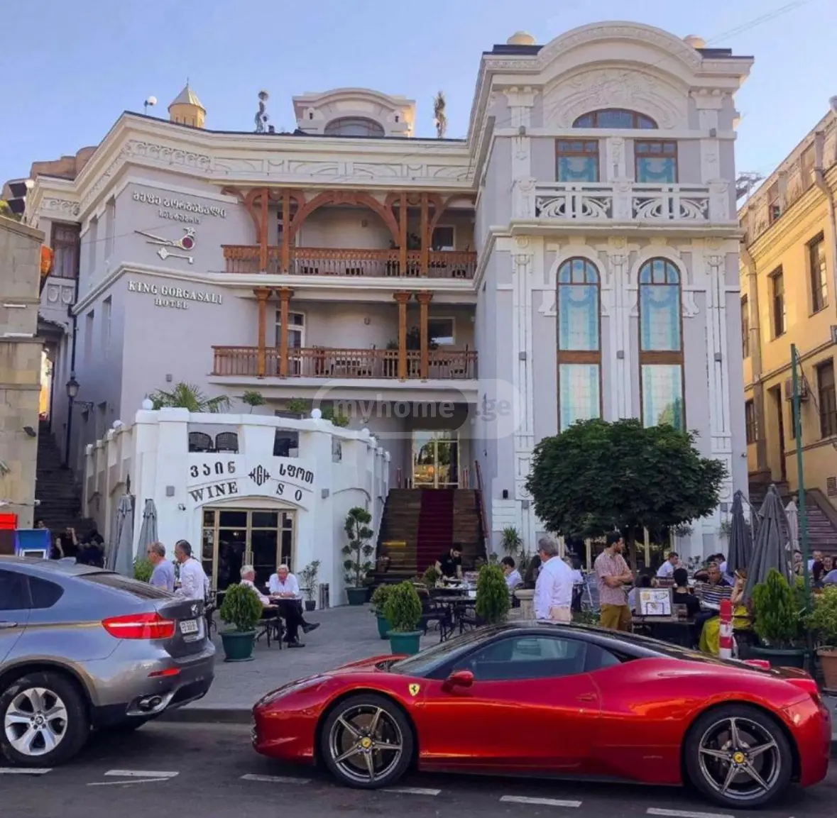 10+ Room Hotel For Rent In Ortachala view 1