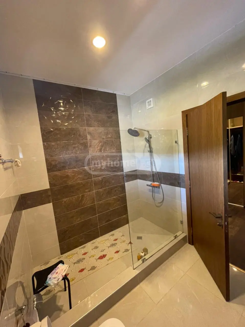 10+ Room Private House For Rent In Tsavkisi view 5